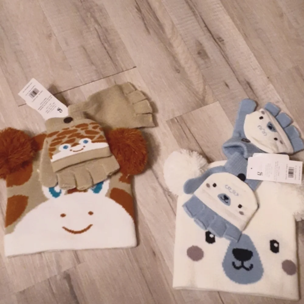 HAT & GLOVE BROWN SET ONLY   NEW